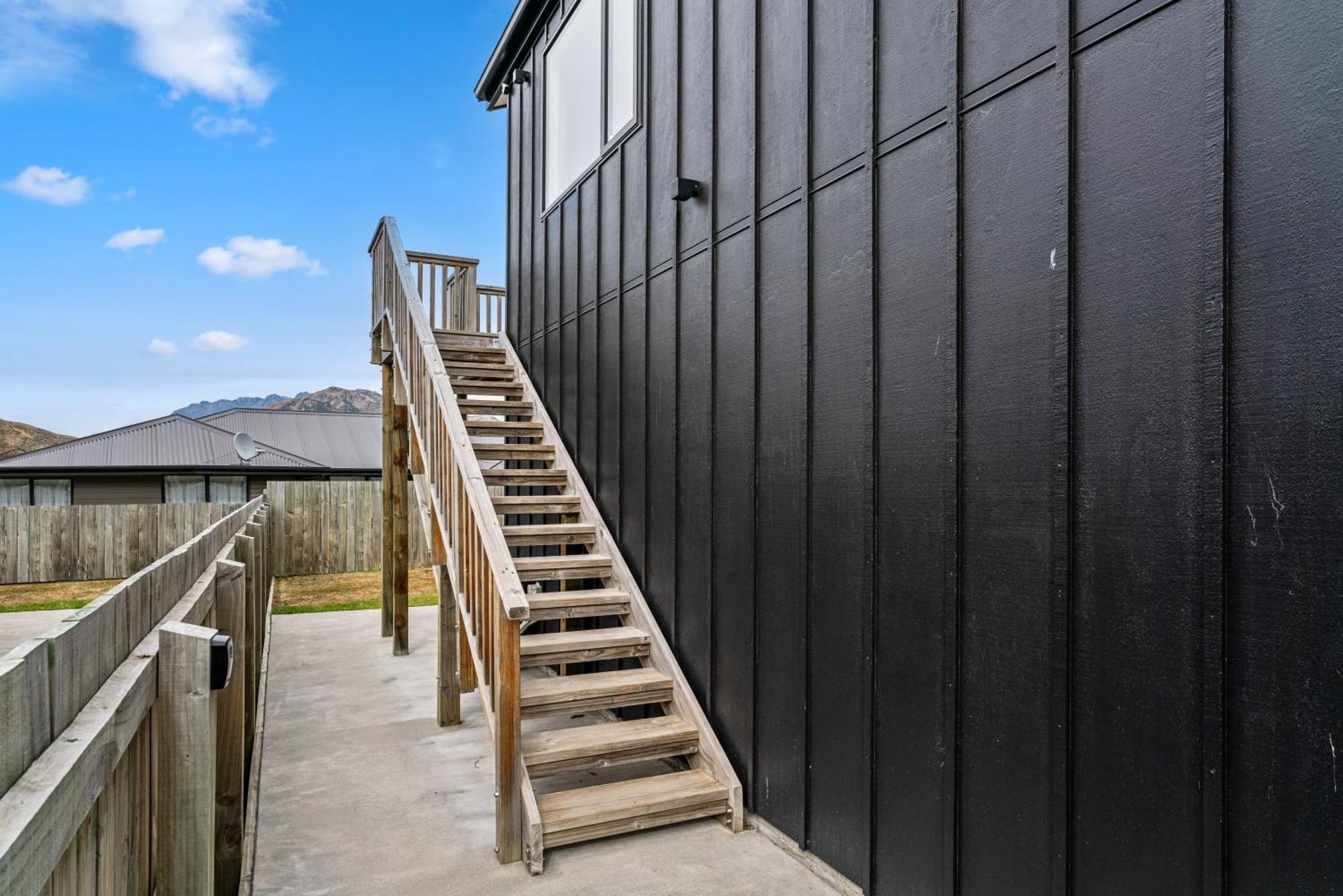 Modern Apartment With Coronet & Remarkables Views Queenstown Buitenkant foto